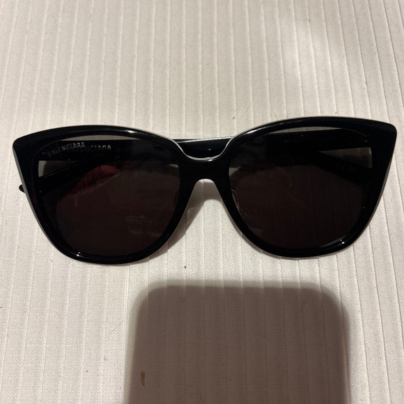 Sunglasses balenciaga - Picture 1 of 3